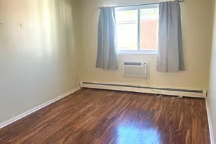 4 Van Zant St, Norwalk, CT 06855 - Photo 1