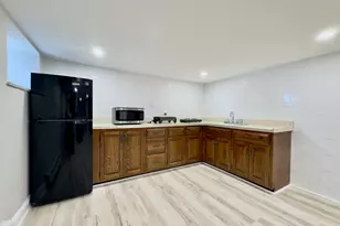 96 Knickerbocker Ave, Stamford, CT 06907 - Photo 4