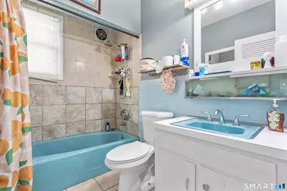 51 Marion Street, Bridgeport, CT 06606 - Photo 32