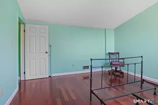 288 Melody Ln, Fairfield, CT 06824 - Photo 24