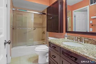 288 Melody Ln, Fairfield, CT 06824 - Photo 20