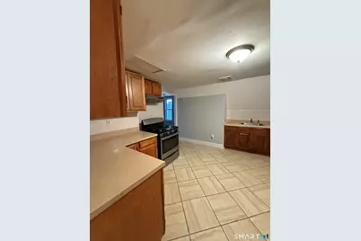 21 North Walnut Street #3, Waterbury, CT 06704 - Photo 6