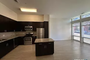 120A Towne St, Stamford, CT 06904 - Photo 8