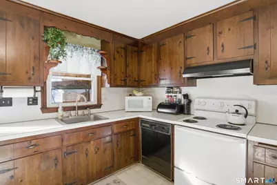 16 Jubilee Drive, Southington, CT 06479 - Photo 10