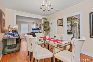 877 White Plains Rd, Trumbull, CT 06611 - Photo 16