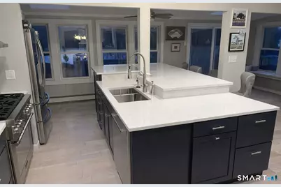 201 Seneca Drive, Groton, CT 06340 - Photo 10