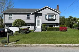 201 Seneca Dr, Groton, CT 06340 - Photo 1