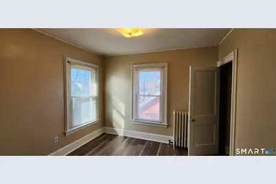 52 Davis Street, New Haven, CT 06515 - Photo 22