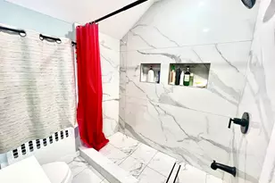 368 Lakewood Rd, Waterbury, CT 06704 - Photo 6