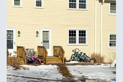 10 Carolina Drive #APT 25, Montville, CT 06370 - Photo 18