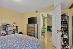 285 Carriage Crossing Ln, Middletown, CT 06457 - Photo 10