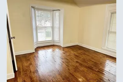 58 White Street #2nd flr, Stratford, CT 06615 - Photo 4