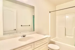 296 Hamilton Ave, Norwich, CT 06360 - Photo 30