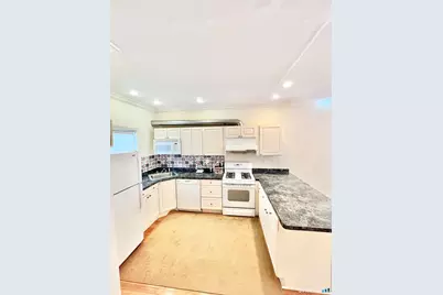 296 Hamilton Avenue #25, Norwich, CT 06360 - Photo 8