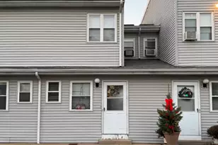 28 Linden Pl, Stamford, CT 06902 - Photo 1