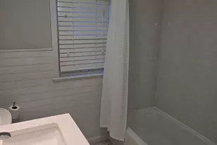 276 Dunnlea Rd, Fairfield, CT 06824 - Photo 20