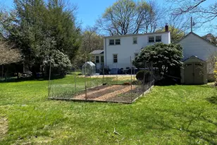 276 Dunnlea Rd, Fairfield, CT 06824 - Photo 22