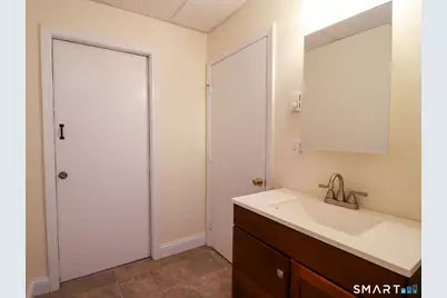 374 Main Street #Apt C, East Lyme, CT 06357 - Photo 16