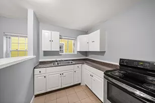 666 Ogden St, Bridgeport, CT 06608 - Photo 2