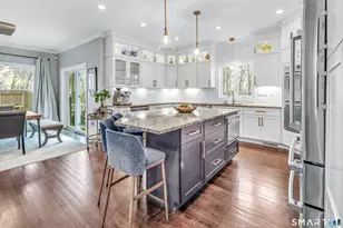 52 Bleeker Cir, North Haven, CT 06473 - Photo 10