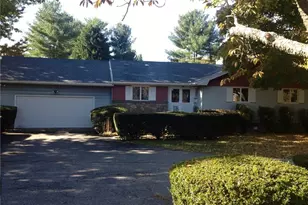 927 Burroughs Rd, Fairfield, CT 06825 - Photo 34