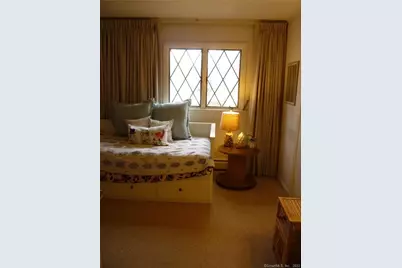 927 Burroughs Road, Fairfield, CT 06825 - Photo 28