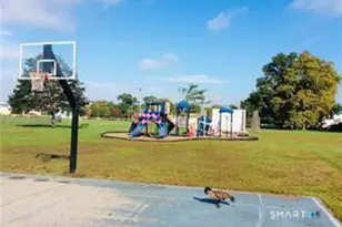 49 Soundview Ave, Stamford, CT 06606 - Photo 10