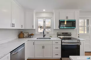 272 Brentmoor Rd, East Hartford, CT 06118 - Photo 6