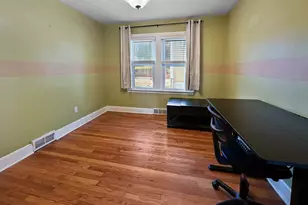 18 Phillips St, New London, CT 06320 - Photo 20