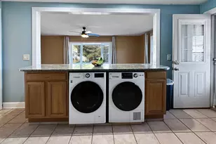 18 Phillips St, New London, CT 06320 - Photo 18