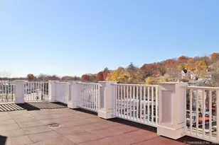 947 Hope St, Stamford, CT 06907 - Photo 12