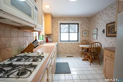 635 North Trail #B, Stratford, CT 06614 - Photo 10
