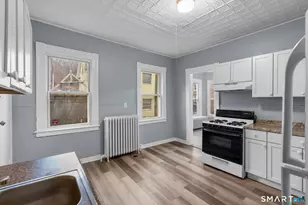 16 Plaza Ave, Waterbury, CT 06710 - Photo 6