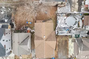 16 Plaza Ave, Waterbury, CT 06710 - Photo 24