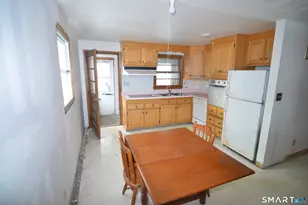 120 Chelsea St, Stratford, CT 06615 - Photo 8