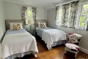 437 Hulls Farm ~carriage House~ Rd, Fairfield, CT 06890 - Photo 10