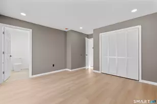 106 Burr St, East Haven, CT 06512 - Photo 18