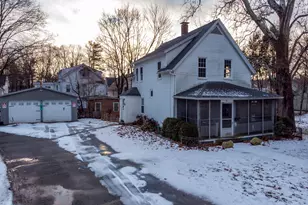 33 Chapman St, Putnam, CT 06260 - Photo 2