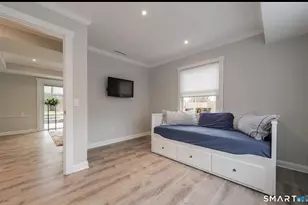 7 Dubois St, Stamford, CT 06905 - Photo 14