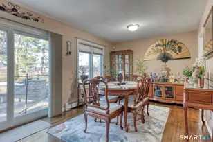 29 Schwink Dr, Meriden, CT 06450 - Photo 8