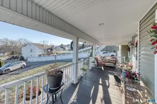 29 Schwink Dr, Meriden, CT 06450 - Photo 2