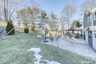 29 Schwink Dr, Meriden, CT 06450 - Photo 38