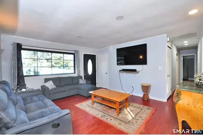 8 Cornfield Road, Waterbury, CT 06704 - Photo 4