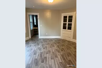 208 Fairview Avenue, Bridgeport, CT 06606 - Photo 4