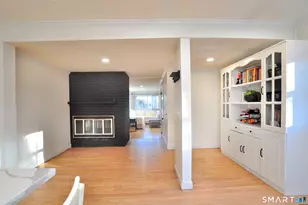 207 Hillcrest Rd, Bridgeport, CT 06606 - Photo 20