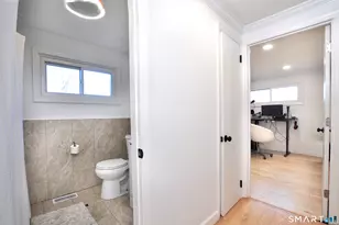 207 Hillcrest Rd, Bridgeport, CT 06606 - Photo 28