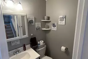 68 Virginia Ave, Danbury, CT 06810 - Photo 4