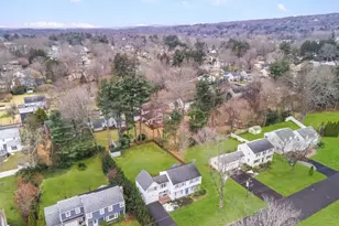 86 Hartwell Rd, West Hartford, CT 06117 - Photo 38