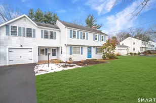 86 Hartwell Rd, West Hartford, CT 06117 - Photo 2