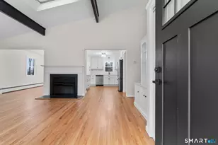 7 Dogwood Ct, Branford, CT 06405 - Photo 8